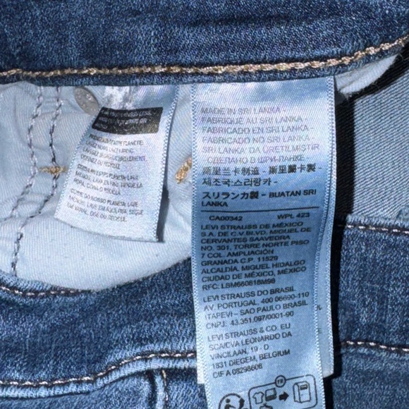 🔥Levi’s 311 Shaping Skinny Jeans | Size 29 x 30 | Dark Wash - Picture 6 of 7